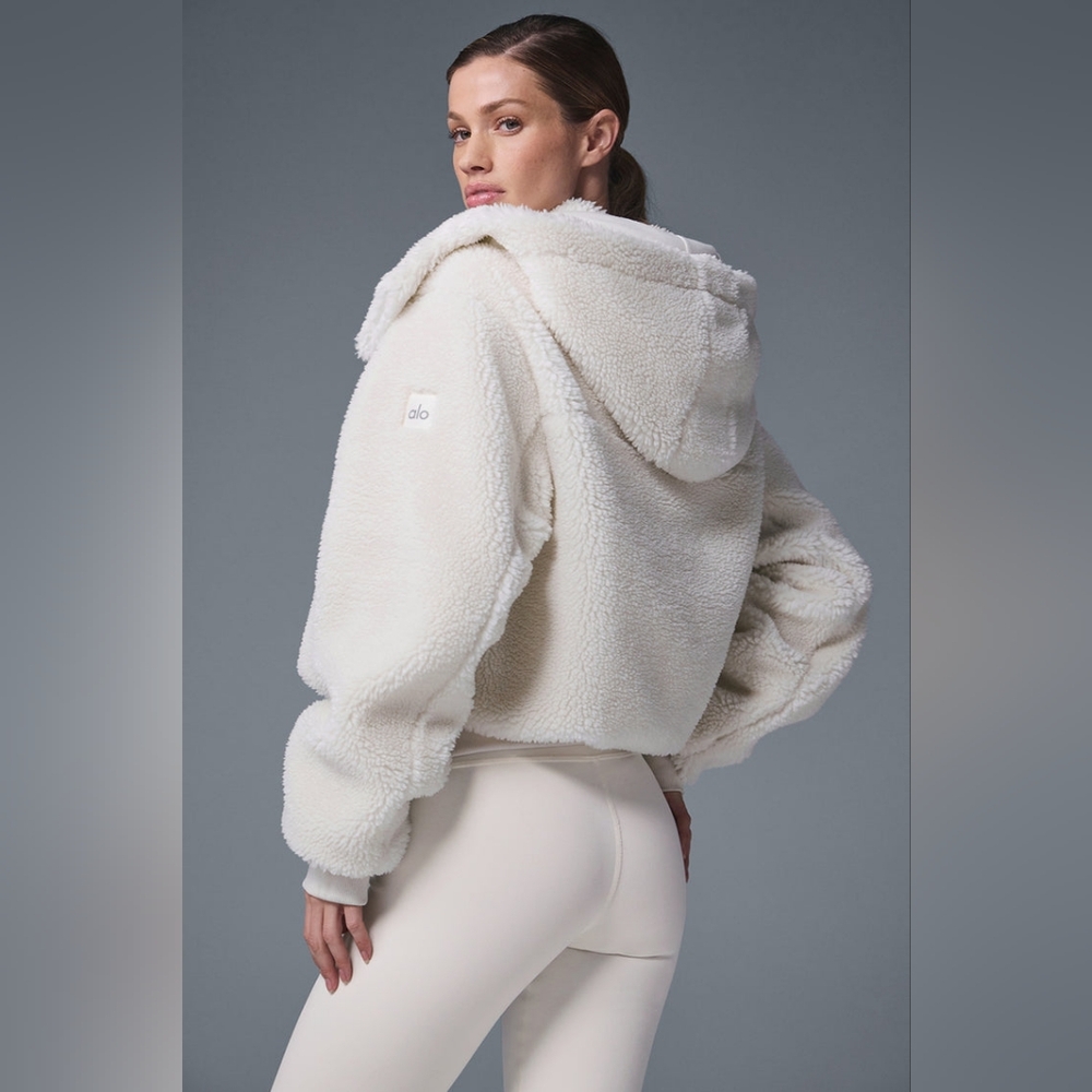 ALO Yoga Foxy Sherpa Jacket Ivory Size XS - Picture 4 of 12